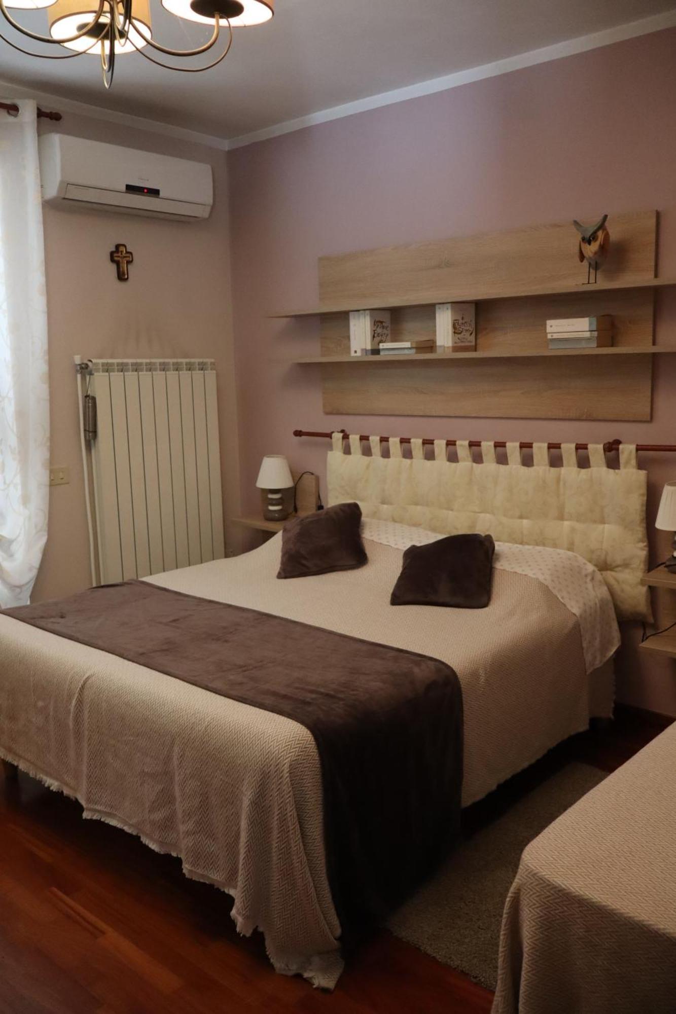 Guest House La Palazzina Rieti Eksteriør billede