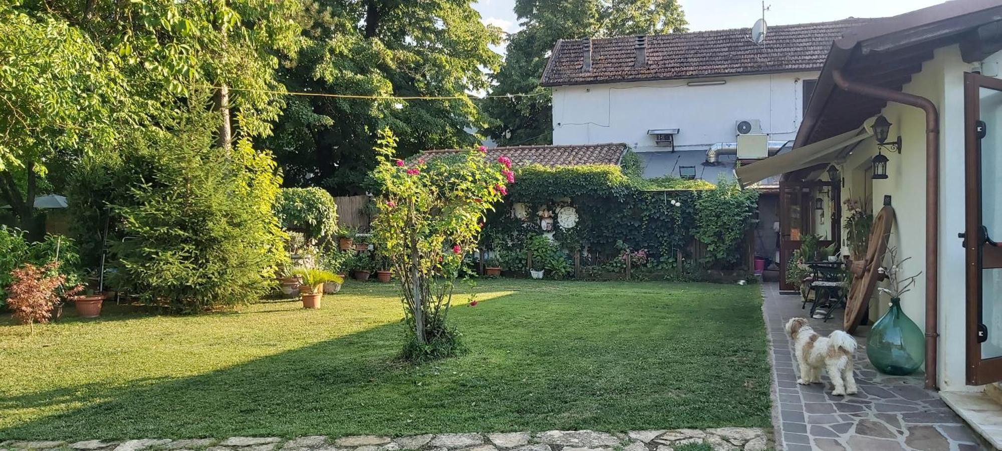 Guest House La Palazzina Rieti Eksteriør billede